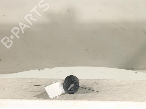 Used Headlight switch SEAT ATECA (KH7, KHP) 1.5 TSI (150 hp) 23993920