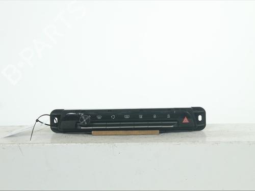 switch-citroen-c5-aircross-a_-2018-37432865 main image