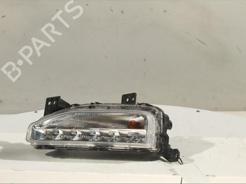 left-daytime-light-vw-t-roc-convertible-ac7-ac8-2019-31796004 main image