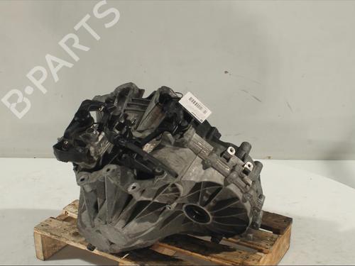 Gearbox VOLVO V40 Hatchback (525) D3 | BP12204761M3 