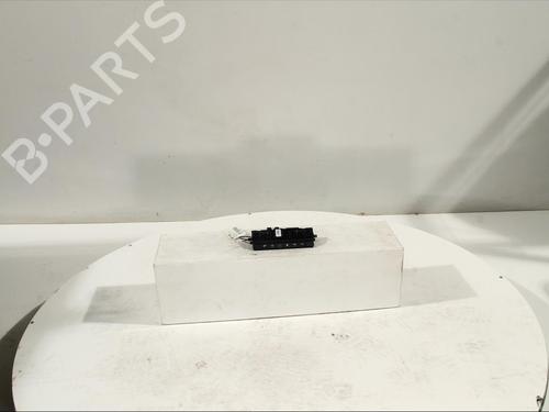 Used Switch Switch RENAULT CLIO V (B7_) 1.3 TCe 130 (B7MF) (131 hp) 12081097 12081097
