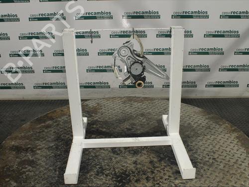 Used Rear left window mechanism Rear left window mechanism TOYOTA AURIS Estate (_E18_) 1.8 Hybrid (ZWE186_, ZWE186R, ZWE186H) (136 hp) 12076158 12076158