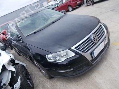 Right front fog light VW PASSAT B6 (3C2) 2.0 TDI | BP19124848C31  - Image 5