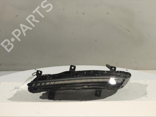 Højre positionslygte PEUGEOT 308 III (FB_, FH_, FP_, F3_, FM_) PureTech 130 (FPHNSL, FPHNST) (131 hp) 32076191