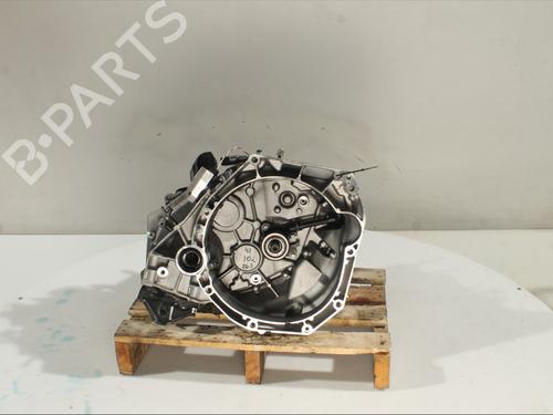 gearbox-dacia-sandero-iii-2021-30582937 main image