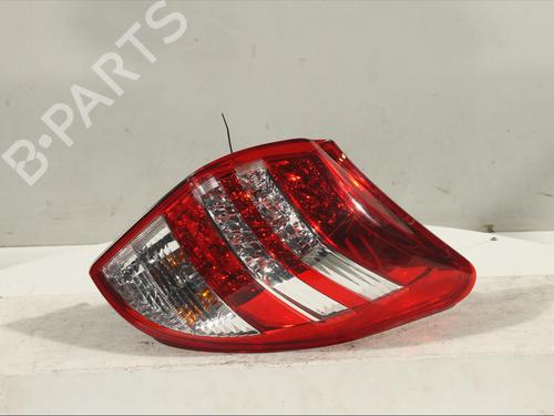 Used Right taillight Right taillight TOYOTA RAV 4 III (_A3_) 2.2 D 4WD (ALA30_, ALA30R) (150 hp) 11909477 11909477