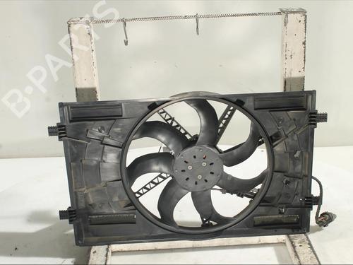 Used Radiator fan Radiator fan SEAT LEON SC (5F5) 2.0 TDI (150 hp) 24304582 24304582