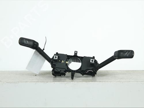 Used Steering column stalk Steering column stalk SEAT ARONA (KJ7, KJP) 1.0 TSI (95 hp) 39756688 39756688