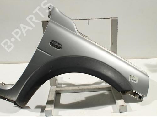 Used Right front fenders Right front fenders 11902622 11902622
