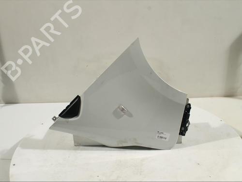 left-front-fenders-nissan-nv300-kombi-x82-2016-27815338 main image