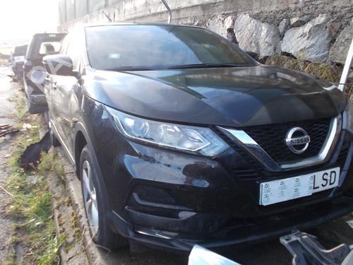 Left headlight NISSAN QASHQAI II (J11, J11_) 1.3 DIG-T | BP30767620C28