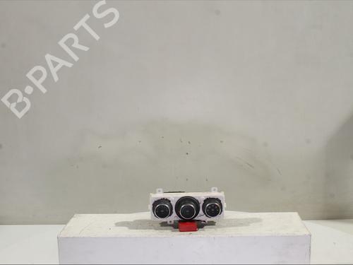 Used Climate control Climate control RENAULT MASTER III Van (FV) 2.3 dCi 135 FWD (FV0N, FV08, FV06, FV00, FV1S) (136 hp) 33445022 33445022