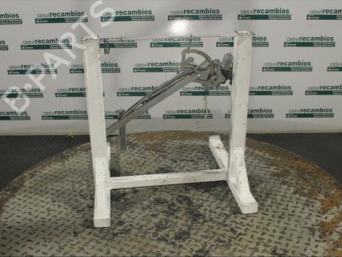 Front right window mechanism TOYOTA AVENSIS Estate (_T27_) 2.2 D-4D (ADT271_, ADT271R) | BP12077133C23 