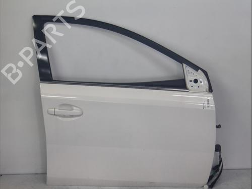 Used Right front door TOYOTA AURIS (_E18_) 2.0 D-4D (ADE186_, ADE186R) (124 hp) 29622684