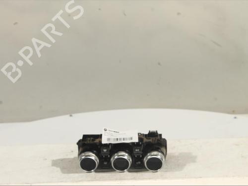 Commande Chauffage DACIA DUSTER (HM_) 1.5 dCi 115 4x4 (HMAD) (116 hp) 27399406