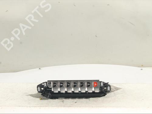 Used Switch Switch PEUGEOT 3008 II SUV (MC_, MR_, MJ_, M4_) 1.2 THP/ PureTech 130 (MRHNSM, MRHNSU, MRHNSJ, MRHNYW,... (131 hp) 24399673 24399673