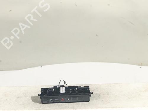 Used Switch Switch RENAULT ARKANA I (LCM_, LDN_) 1.3 TCe 140 (LDN0) (140 hp) 25279737 25279737