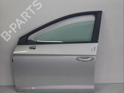 Used Left front door SEAT LEON (5F1) 1.6 TDI (105 hp) 30092760