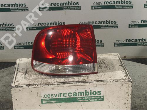 Używane Lampa tylna lewa VW TOUAREG (7LA, 7L6, 7L7) 3.0 V6 TDI (225 hp) 11900662