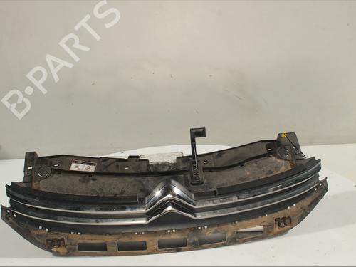 Used Grille CITROËN C3 III (SX) 1.2 THP 110 (SXHNPS, SXHNZT, SXHNZ6) (110 hp) 29986383