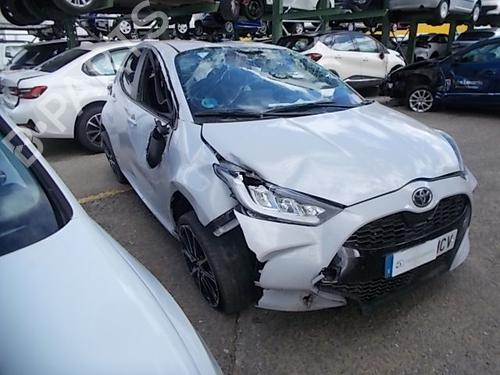 Radio TOYOTA YARIS (_P21_, _PA1_, _PH1_) 1.5 Hybrid (MXPH10, MXPH11) | BP22378066E6 