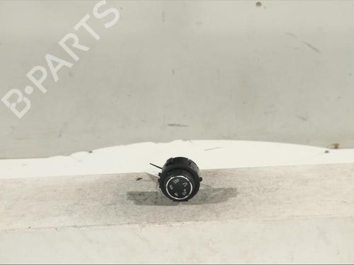 Used Switch Switch PEUGEOT 2008 I (CU_) 1.6 BlueHDi 120 (120 hp) 24398773 24398773