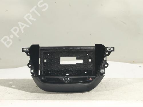 Used Switch OPEL CORSA F (P2JO) 1.2 (68) (101 hp) 24238017