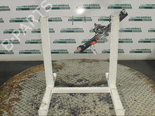 Used Front left window mechanism FIAT GRANDE PUNTO (199_) 1.3 D Multijet (75 hp) 12077174