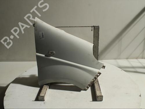 Used Right front fenders RENAULT TRAFIC II Bus (JL) 2.0 dCi 115 (114 hp) 17389323