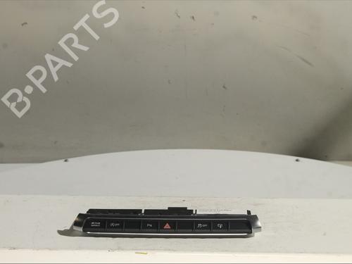 Commutateur AUDI A3 Sportback (8VA, 8VF) 2.0 TDI (150 hp) 31912252