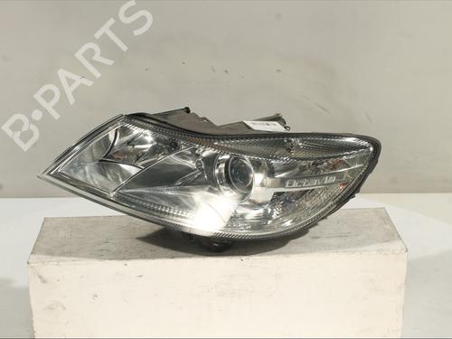 Used Left headlight Left headlight SKODA OCTAVIA II (1Z3) 1.6 TDI (105 hp) 31077697 31077697