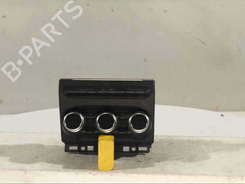 climate-control-renault-clio-v-b7_-2019-30893497 main image