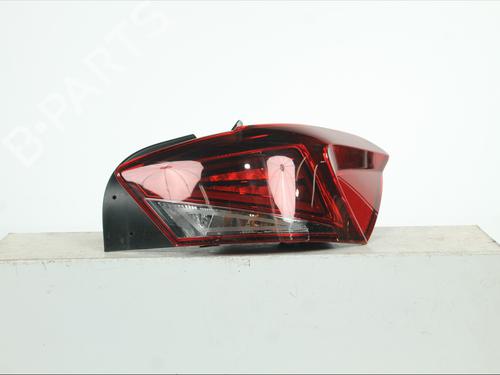 Used Right taillight Right taillight 39157439 39157439