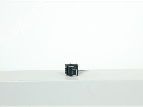 hand-brake-opel-corsa-f-p2jo-2019-33971604 main image