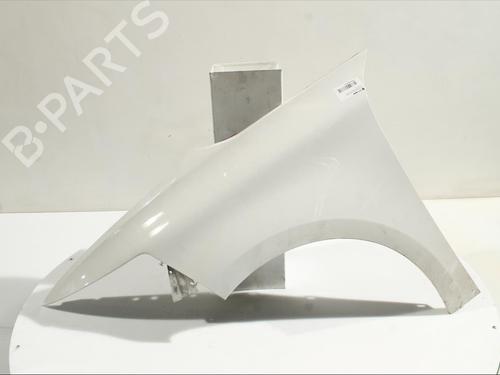 Used Left front fenders CITROËN C4 Picasso II 1.6 HDi / BlueHDi 115 (115 hp) 26672799