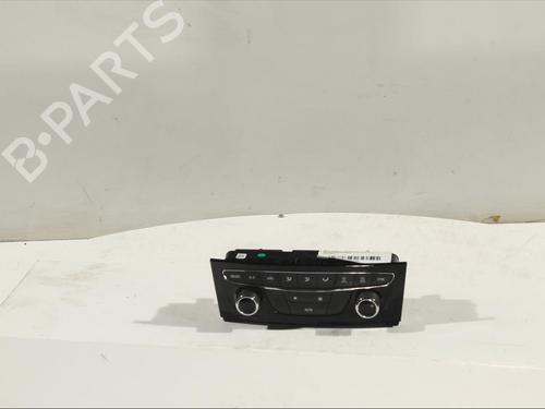 Used Climate control Climate control 11904815 11904815