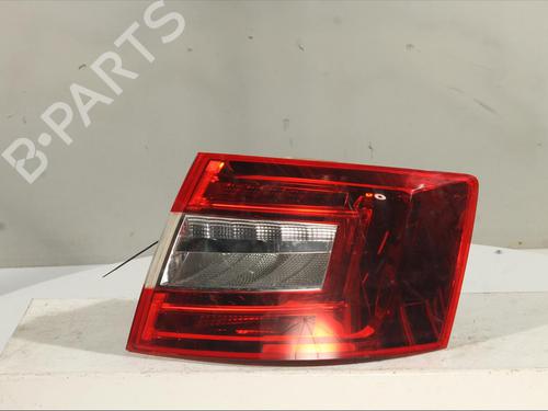 Used Right taillight Right taillight SKODA OCTAVIA III (5E3, NL3, NR3) 1.6 TDI (115 hp) 27625179 27625179