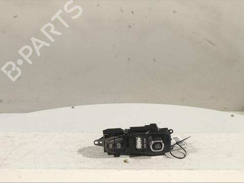 switch-volvo-xc60-ii-246-2017-32254001 main image