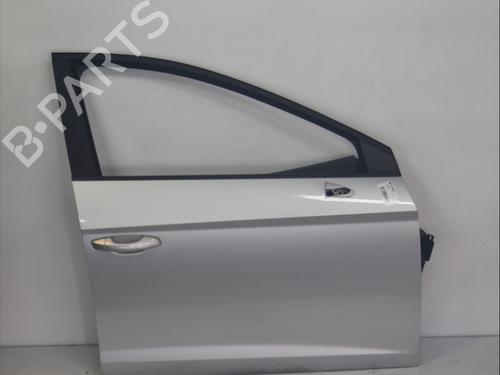 Used Right front door SEAT LEON (5F1) 1.6 TDI (105 hp) 30092761