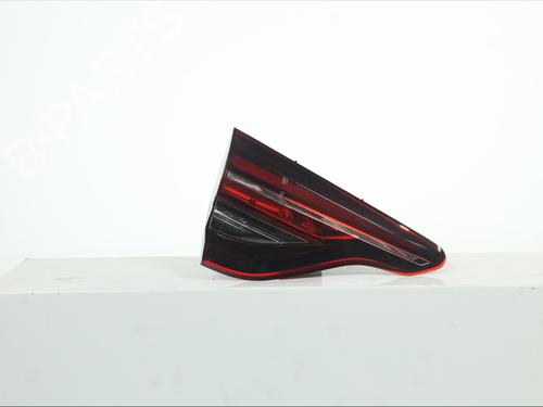 left-tailgate-light-renault-clio-v-b7_-2019-33893292 main image