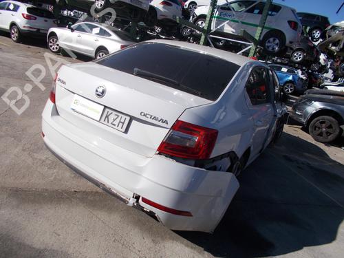 Used Parts SKODA OCTAVIA III (5E3, NL3, NR3) 1.6 TDI (115 hp) 3124248