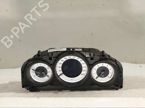 Instrument cluster MERCEDES-BENZ C-CLASS (W204) C 250 CGI (204.047) 2049004813 A2049004913A2C87296700