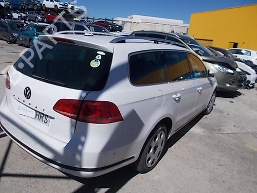 Electronic module VW PASSAT B7 Variant (365) 2.0 TDI | BP24352302M83  - Image 6