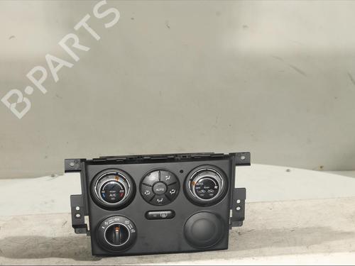 Used Climate control SUZUKI GRAND VITARA II (JT, TE, TD) 1.9 DDiS All-wheel Drive (JT419, TD44, JB419WD, JB419XD,... (129 hp) 17208423