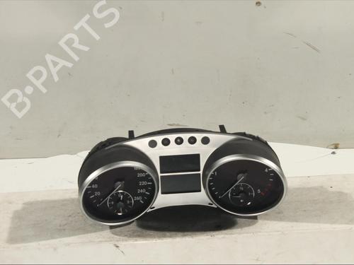Used Instrument cluster MERCEDES-BENZ M-CLASS (W164) [2005-2012]  26925086