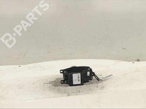 Switch BMW X1 (F48) sDrive 18 i | BP11983147I30 