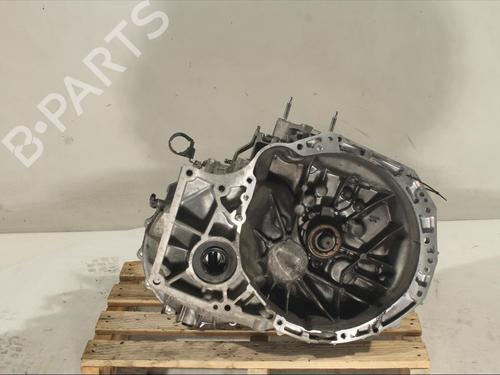 Gearbox SUZUKI VITARA (LY) 1.4 T (APK414) 2000868M03000 H8G26170PEGATINA: 8G05063ZE0059V ZE0
