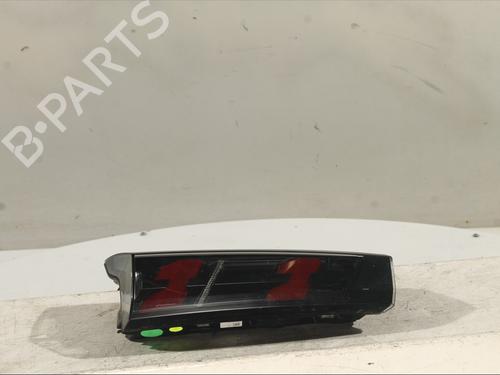 Used Left tailgate light PEUGEOT 2008 II (UD_, US_, UY_, UJ_, UR_, UC_) 1.2 PureTech 100 (USHNK) (101 hp) 30404219
