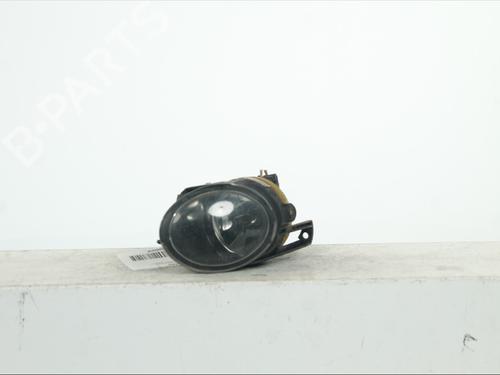 right-front-fog-light-vw-passat-b6-3c2-2005-2006-2007-2008-2009-2010-2011-38005502 main image