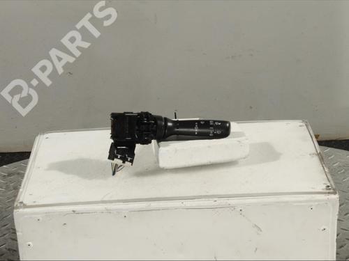 Commodo Essuie Glace / Phare TOYOTA YARIS (_P13_) 1.4 D (NLP130_) (90 hp) 0D040 17F761 K79 84652 0D180